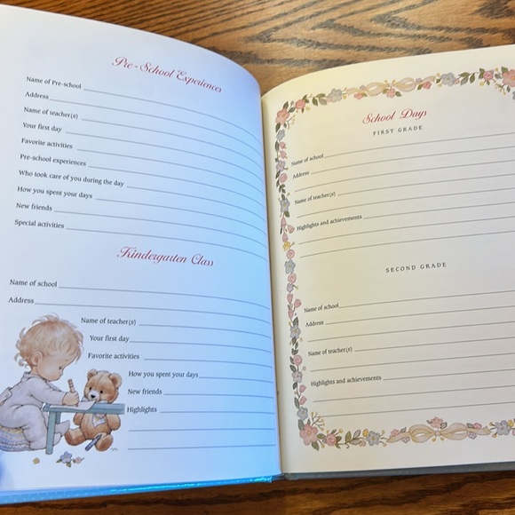 Vintage 90s New Baby Record Book by Ruth Morehead - Unisex - Picture 12 of 16